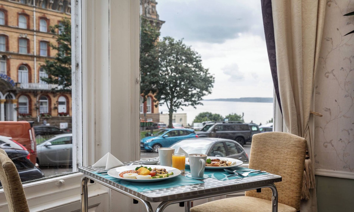 Scarborough City Centre Hotel | Serenity Guest House