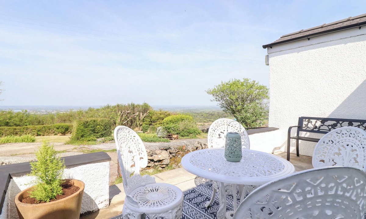 Llanrug Cottage | Tan Y Merddyn