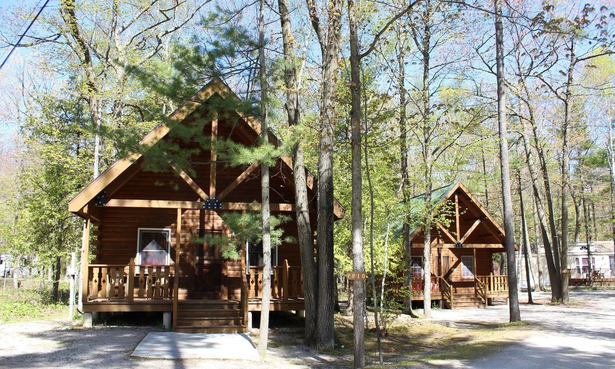Sturgeon Bay Cabin | Tranquil Timbers Camping Resort
