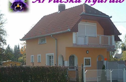 Balatonkeresztur House | Árvácska Nyaraló