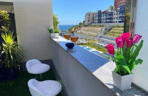Almunecar Apartment | Ático 90m de terraza, jacuzzi privado y cargador de coche eléctrico en Cabria, Almuñecar
