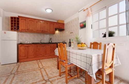 Piedra Hincada Apartment | Ático La Estrella