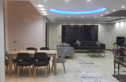 Cesme Villa | Çeşme Dalyan'da, Triplex Müstakil, Havuzlu Villa