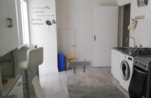 Aix-en-Provence Apartment | Écrin de verdure