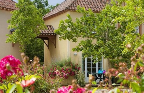 Monflanquin House | Évasion de Rêve nature ,piscine et lac de pêche