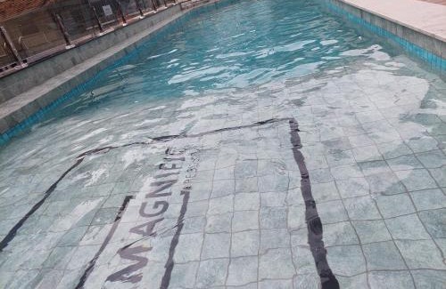 Bombas Apartment | Ótimo Apto, Jacuzzi aquecida e piscina, pertinho da praia