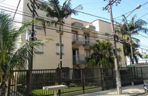 Parque Enseada Apartment | Ótimo Custo Benefício 400m da Praia