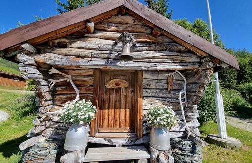 Aurland Bed & Breakfast | Østerbø Fjellstove