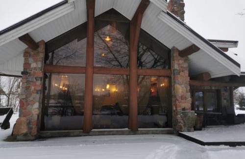 Plunge Villa | Ąžuolas