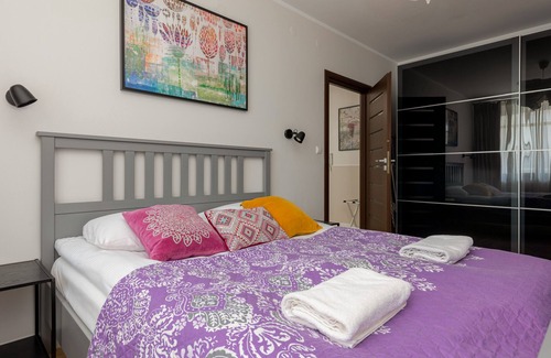Targowek Apartment | Św. Wincentego 128 | Wifi, Pet-friendly, 1 Bedroom, Balcony, Parking, Warsaw