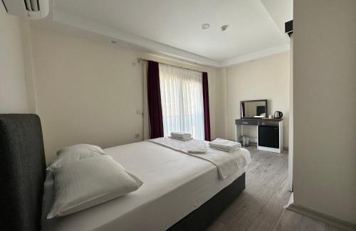 Ayvalik City Center Hotel | Şirin Garden Ayvalık