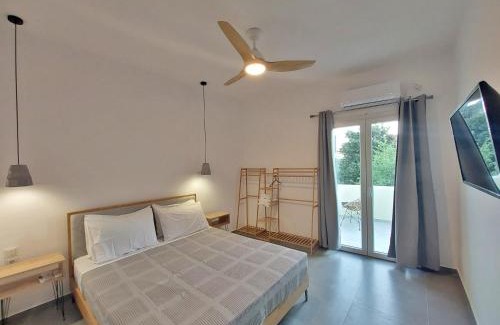 Andros Town Apartment | Λ Studios