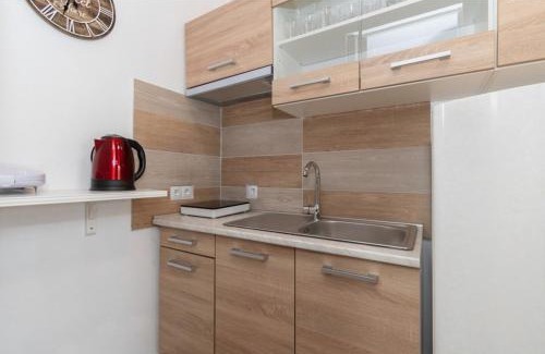 Toroni Apartment | Ο ΚΗΠΟΣ ΤΗΣ ΕΔΕΜ