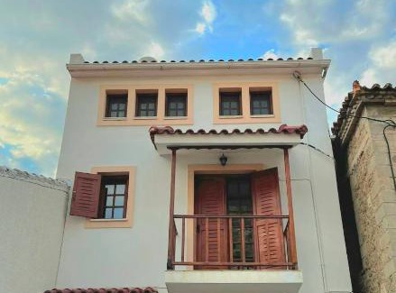 Evrostina House | Το σπίτι των δελφινιών