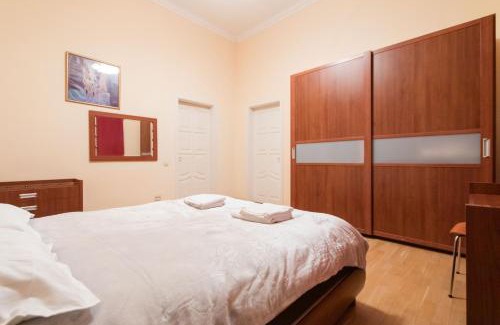 Lypky Apartment | Апартаменти 2-кімнатні неподалік Майдану Незалежності