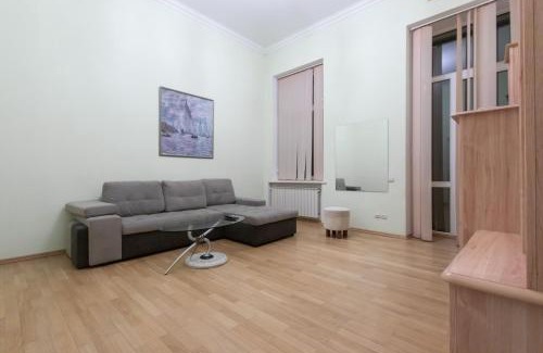 Lypky Apartment | Апартаменти 2-кімнатні неподалік Майдану Незалежності