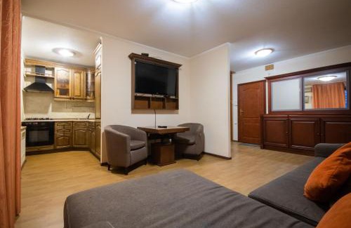 Verkhnie Misto Apartment | Апартаменти 2-кімнатні поруч з Майданом Незалежності
