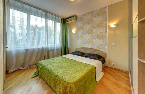 Afanasivsʹkyy Yar Apartment | Апартаменти 3-кімнатні в центрі, поруч ст. м. Університет