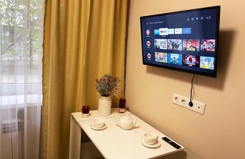 Svyatoshyns'kyi District Apartment | Апартаменти MYFREEDOM поруч із метро Академмістечко