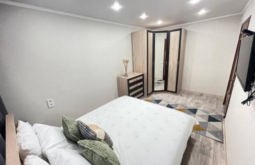 Aktobe Apartment | Апартаменты в самом центре города на 1 этаже
