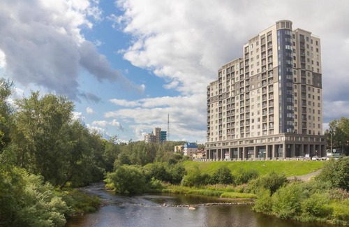 Petrozavodsk Apartment | Апартаменты в элитном доме в центре города с видом на парк и реку