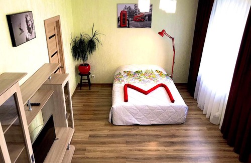 Kirov Apartment | Апартаменты Мэрилин