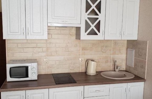 Sochi City Centre Apartment | Апартаменты на виноградной 4