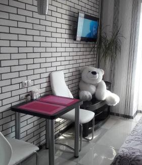 Petrovskoye Apartment | Апартаменты. Холодная гора, ул. Дудинской 1а.