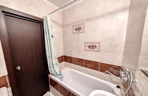 Omsk Apartment | Апартаменты Чей чемодан-1к
