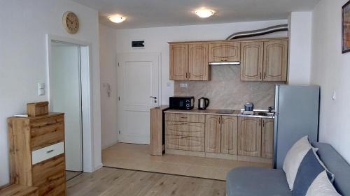 Pomorie Apartment | Апартамент Арина