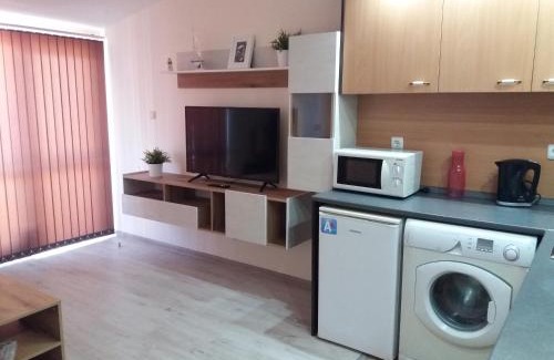 Budjaka Apartment | Апартамент в комплекс Зора 9A