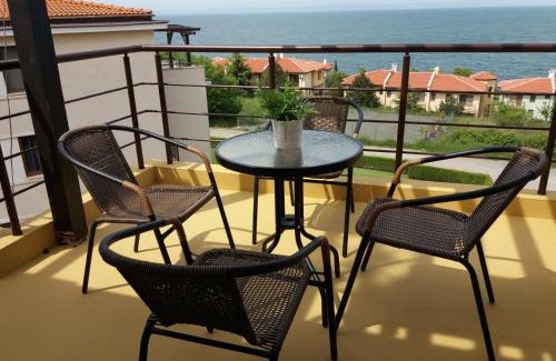 Budjaka Apartment | Апартамент в комплекс Зора 9A
