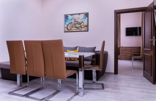 Elena Apartment | Апартамент в центъра на град Елена