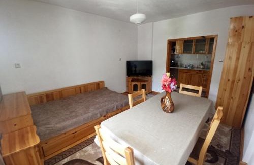 Devin Apartment | Апартамент ИВАНОВ