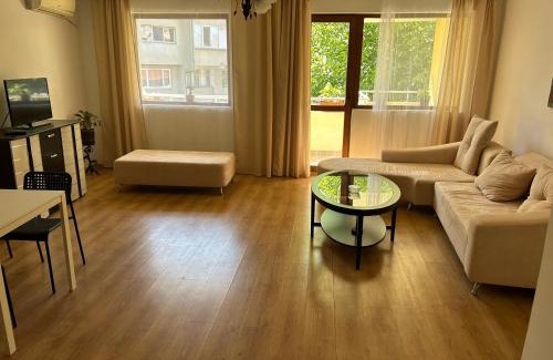 Kazanlak Apartment | Апартамент Маги