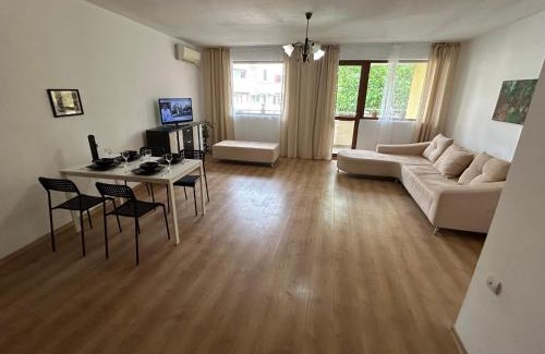 Kazanlak Apartment | Апартамент Маги