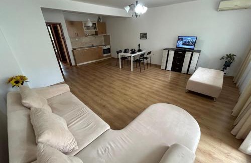 Kazanlak Apartment | Апартамент Маги