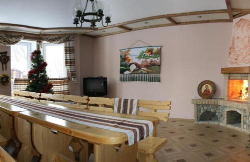 Mykulychyn House | АртГір гостинний двір