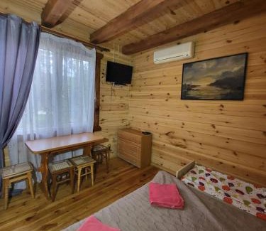 Volyn Oblast Hotel | База відпочинку Діана
