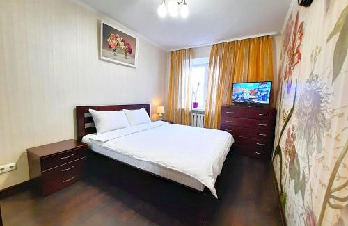 Sukhinovka Apartment | Ботанік це 3 кімнатна квартира подобово у центрі Полтави Мережа Alex Apartments Безконтактне заселення 24-7 Документи для відряджень