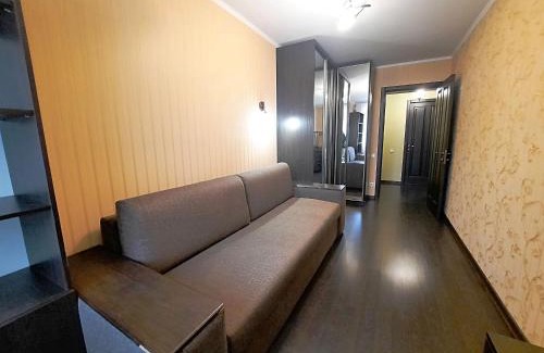 Sukhinovka Apartment | Ботанік це 3 кімнатна квартира подобово у центрі Полтави Мережа Alex Apartments Безконтактне заселення 24-7 Документи для відряджень