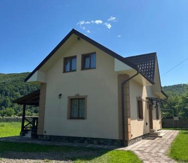 Snidavka House | Вершина