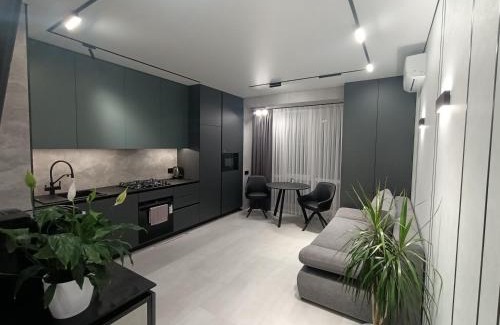 Khmelnitskiy Apartment | Вишуканий 1к люкс! Megogo