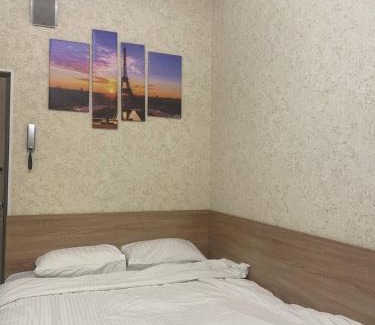 Kharkiv Apartment | Воробьевы горы-гостинка
