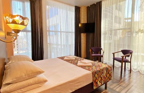 Tsentralnyy Apartment | Гостиница Альпийская Alpyskaya
