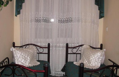Kirovohrads'ka oblast Hotel | гостиница Лилия