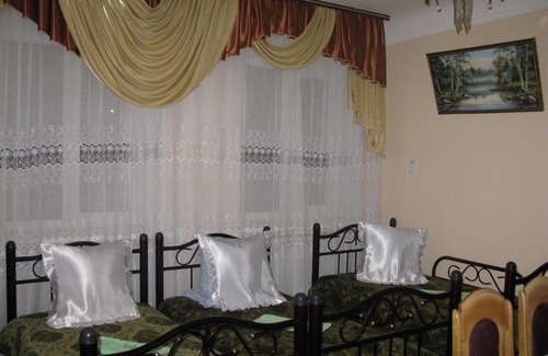 Kirovohrads'ka oblast Hotel | гостиница Лилия