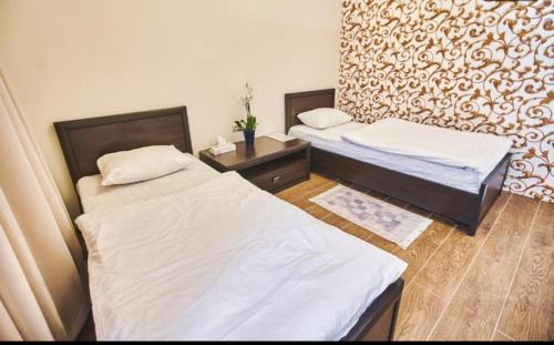 Petropavlivs'ka Borshchahivka Hotel | Готель Ангел на Великій Кільцевій