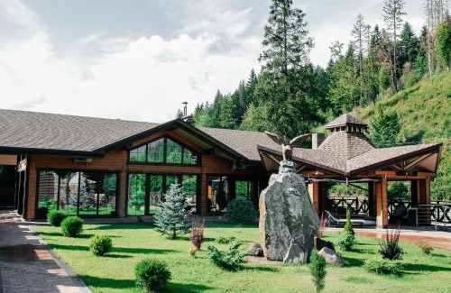 Zhdeniyevo Apartment | Готель Жди ня Єво instagram zhdenievo hotel
