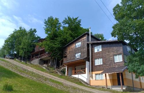 Transcarpathia Hotel | Готель Красія Резорт